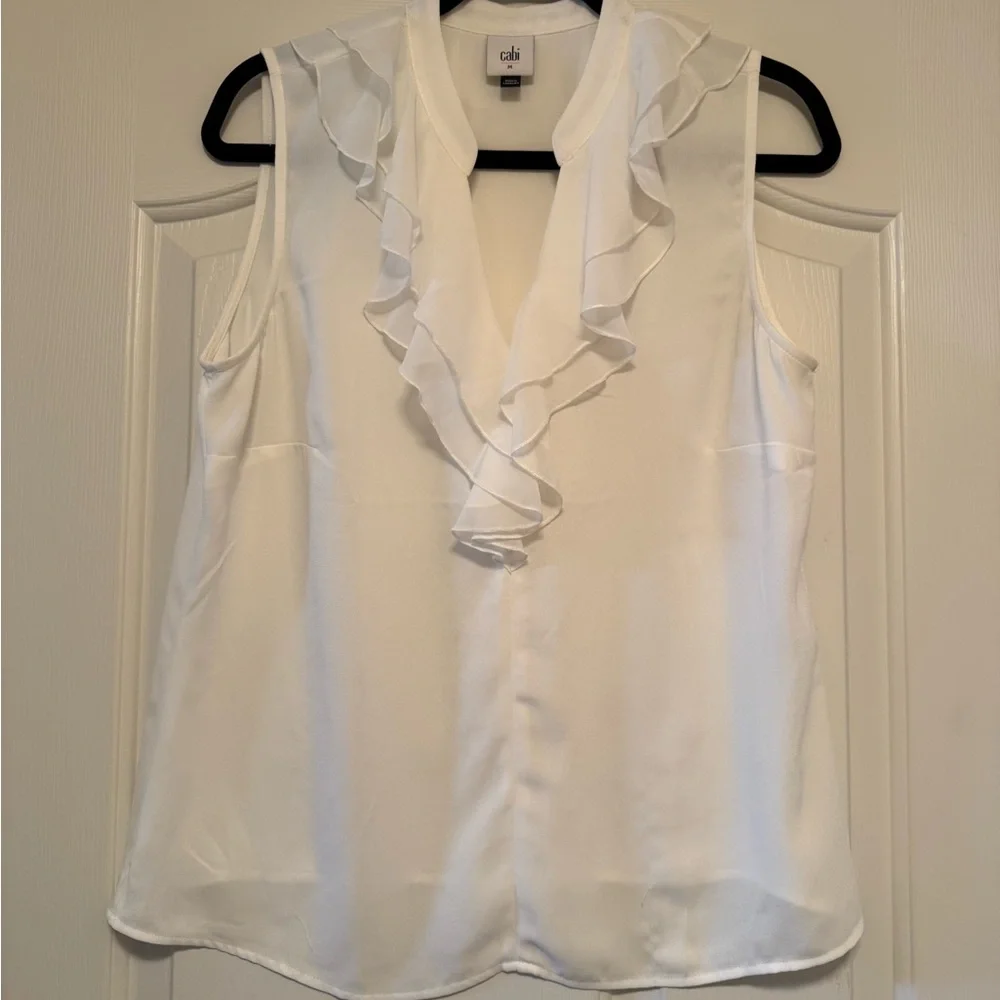 CAbi #3979 White Ruffle Sleeveless Blouse Size M - Picture 2 of 5